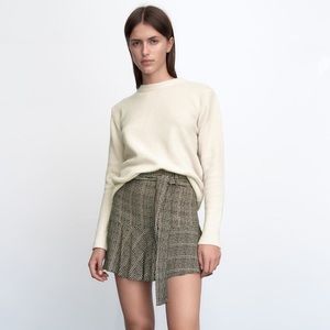 Zara pleated bow tie pattern skirt